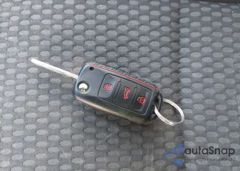 2011 Volkswagen Tiguan S z USA, uszkodzony, nr VIN WVGAV7AX5BW510320